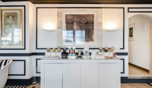 Coffee station in the living room of the beachfront villa with private infinity pool