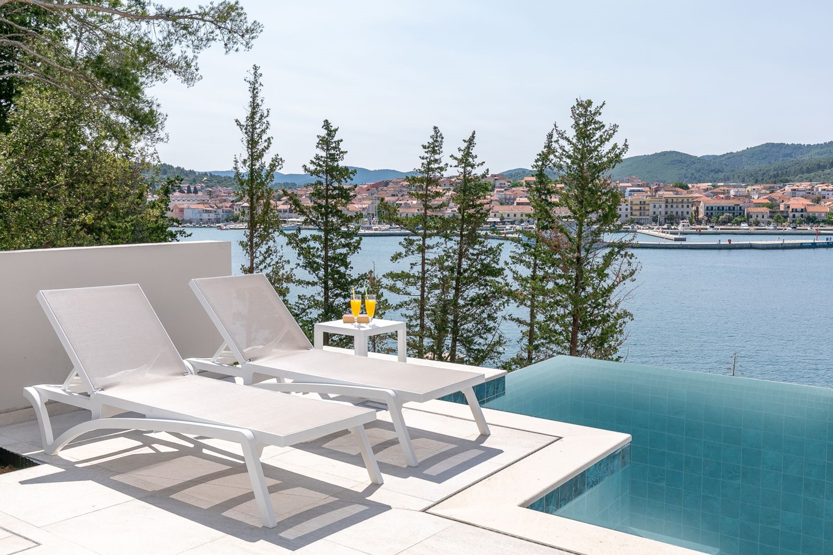 Luxury villa Canzona Di Mare 2 with private infinity pool on the island of Korcula