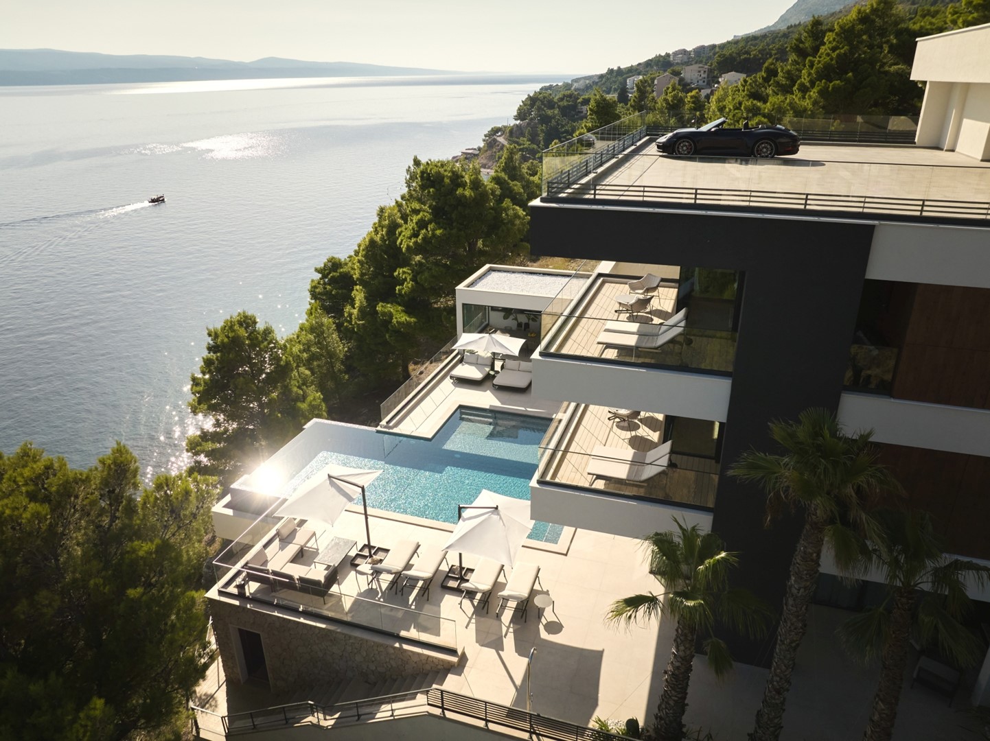 Luxury Villa Deluxe Mimice with pool, sauna, gym in Omis