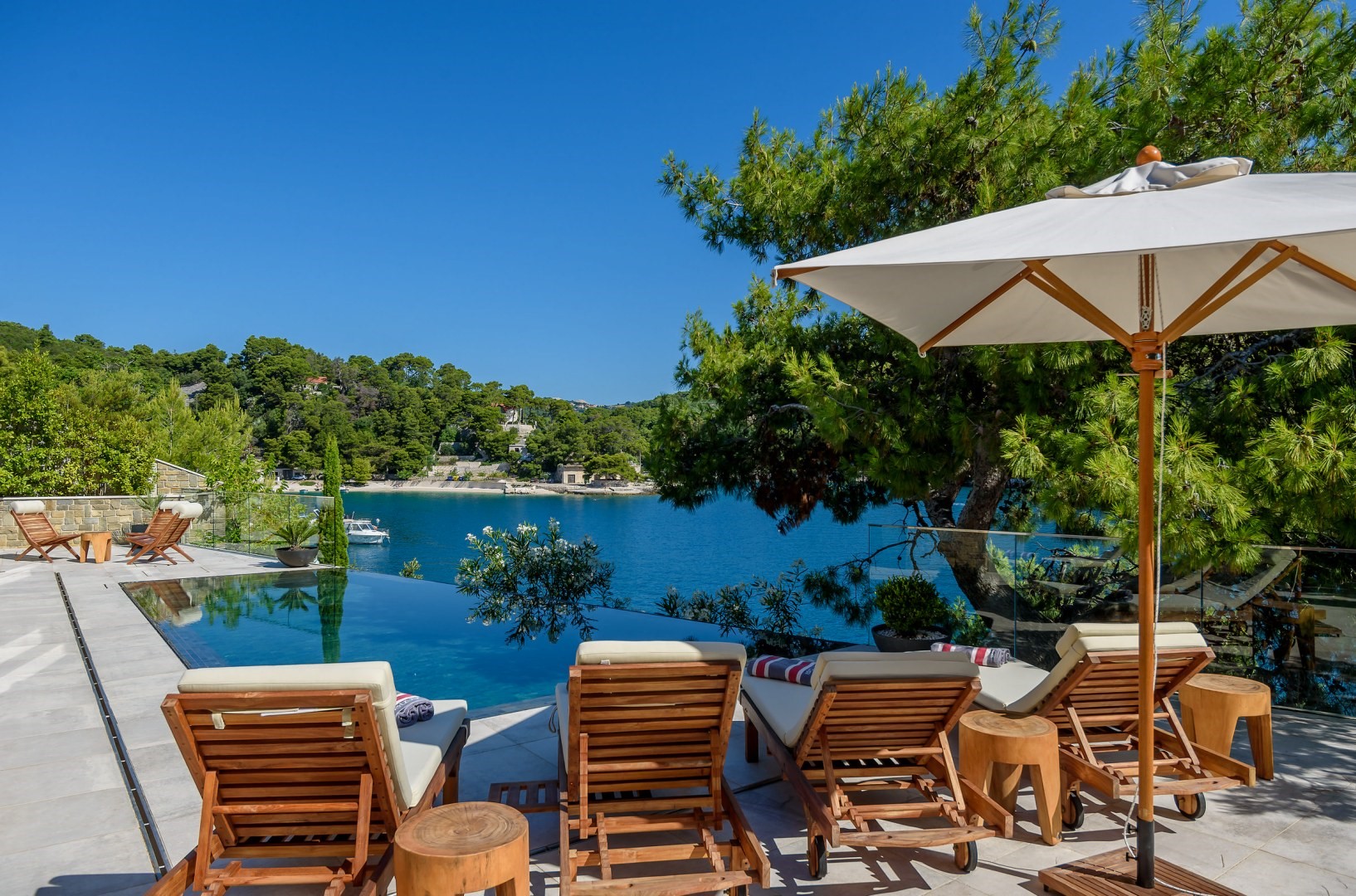 BRAC LUXURY VILLAS - Luxury Villa Prestige Brac with the pool and gym by the sea on the Brac island - Sumartin