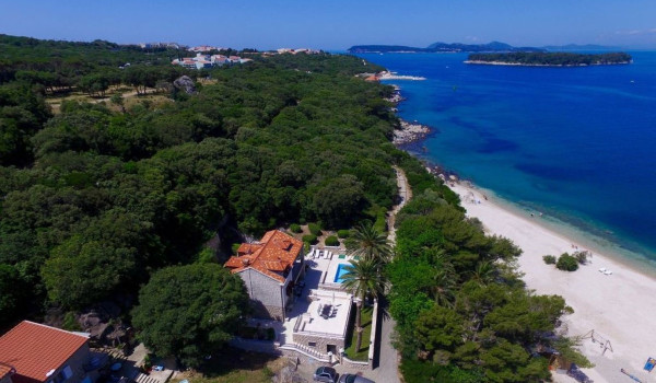 Luxury villa Dubrovnik Oasis with pool