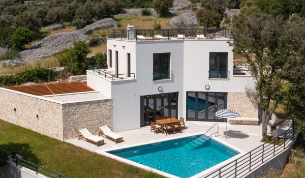 Luksuzna Villa Soleia Škrip s bazenom na Braču