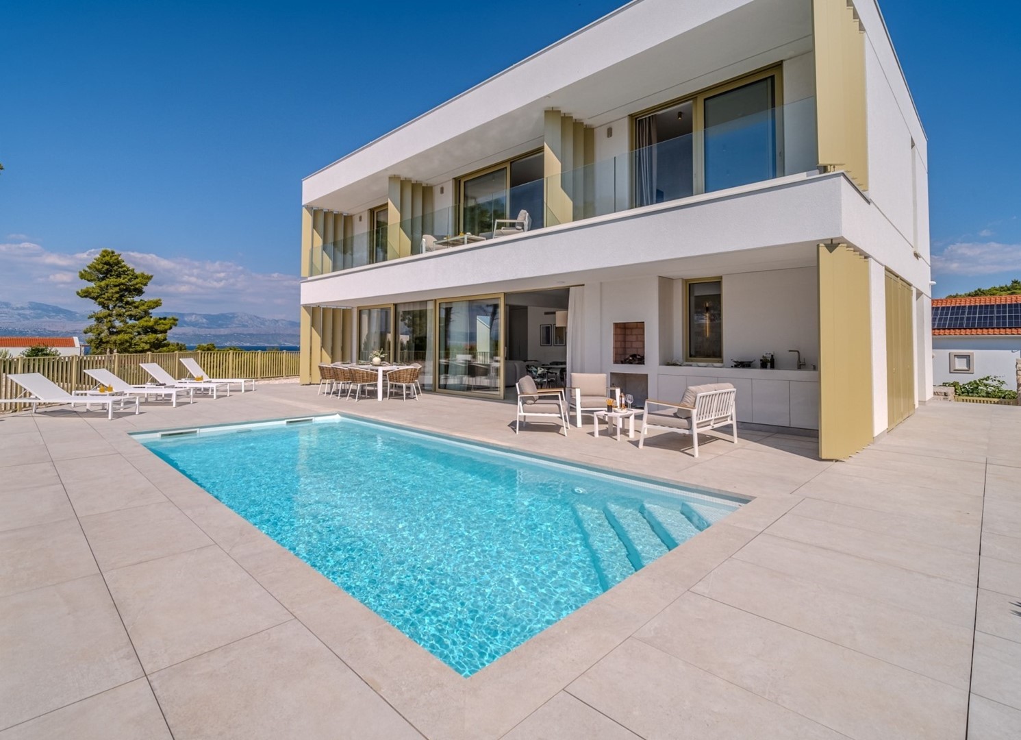 Luxury Villa Sutivan Lemon Tree A with heated pool on the island of Brac