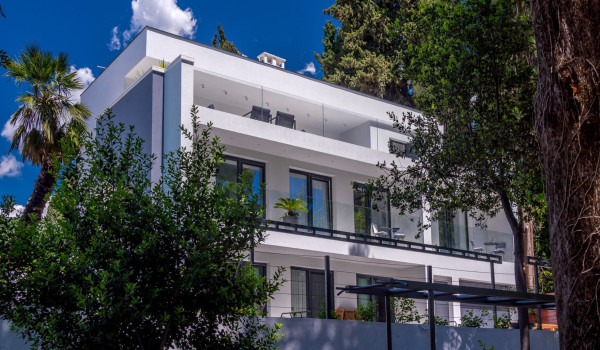 Luxury vacation and rental villa on three floors in the vicinity of Split Croatia