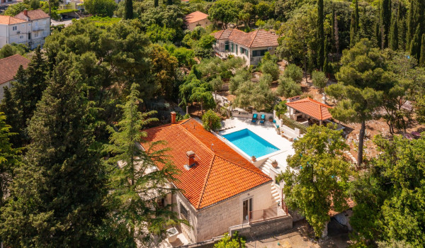 Роскошная вилла Korcula Timeless с собственным бассейном