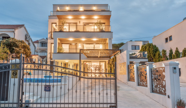 Luxury Villa Destiny Ciovo with heated pool at the beach