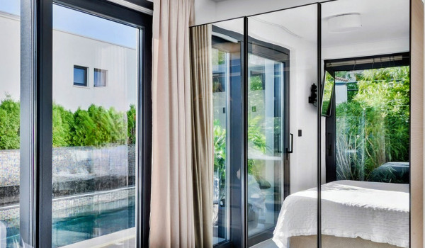 Luxury Beachfront pet friendly villa for 16 pax in Trogir - air conditioned bedroom with king size bed