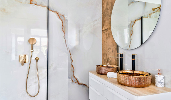 Luxury Beachfront pet friendly villa for 16 pax in Trogir - bathroom with shower