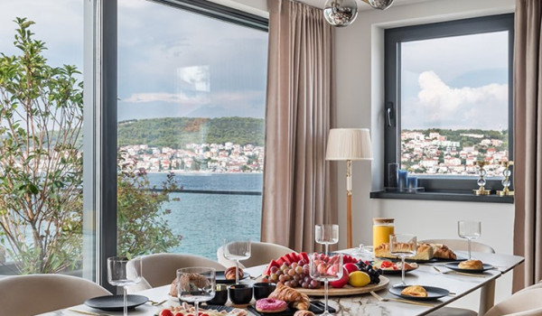 Luxury Trogir Beachfront Villa with concierge service - 3rd floor living and dining area