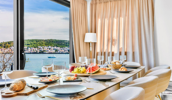 Luxury Trogir Beachfront Villa with concierge service - 3rd floor living and dining area