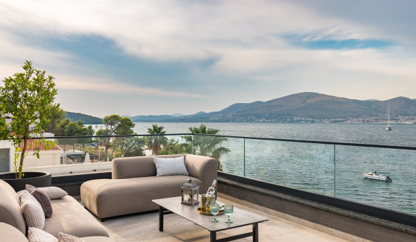 Luxury villa for a family vacation in Trogir - outdoor seating area with sea view