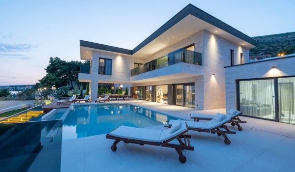 Luxury Villa Malia in Seget Donji located directly on the sea with a private pool, jacuzzi and modern elegant interior