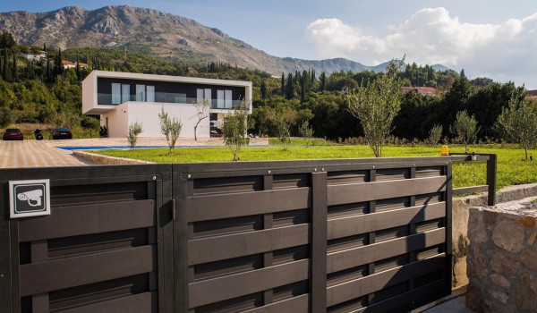 Croatian luxury villa Mlini Quiet Land for rent and vacation with private pool and concierge service