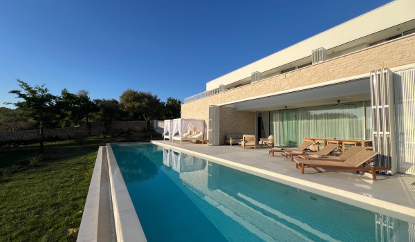 Luxury Villa Dubrovnik Isolana Pag for 8 pax in Pag - villa with private pool and concierge service