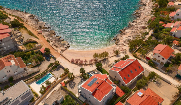 Luxury Beachfront Villa Sevid with pool and jacuzzi